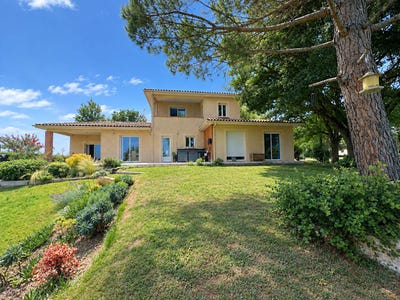 /international/fr/caussade-midi-pyrenees-310109909357/