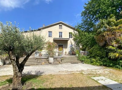 /international/fr/aubenas-rhone-120084970860/
