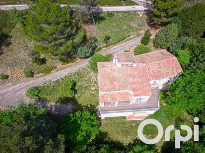 /international/fr/saint-nazaire-languedoc-roussillon-310107599561/