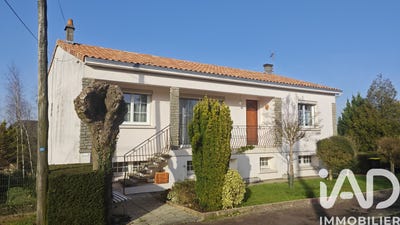 /international/fr/l-absie-charente-310106404723/