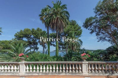 /international/fr/toulon-provence-alpes-cote-d-azur-310100938936/
