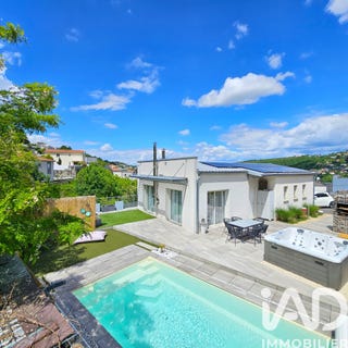 /international/fr/saint-genest-lerpt-rhone-310105249810/