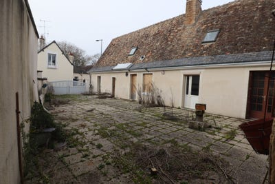 /international/fr/savigne-sur-lathan-centre-val-de-loire-310107618814/