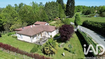 /international/fr/bonnac-la-cote-limousin-310102863486/