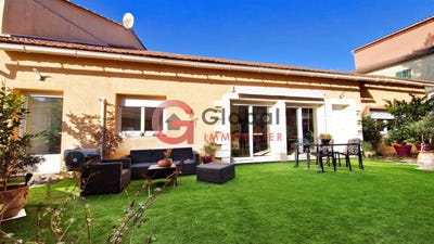 /international/fr/cabannes-midi-pyrenees-310104426497/