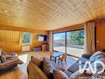 /international/fr/besse-et-saint-anastaise-auvergne-310106415591/