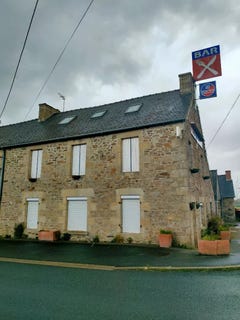 /international/fr/jugon-les-lacs-brittany-120088712961/