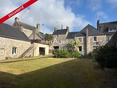 /international/fr/guerlesquin-brittany-310108217335/