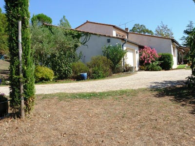 /international/fr/saint-antonin-noble-val-midi-pyrenees-310110290519/
