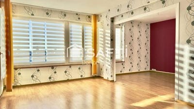 /international/fr/laon-picardie-310107374548/