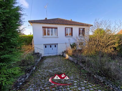 /international/fr/houdan-picardie-310099622209/
