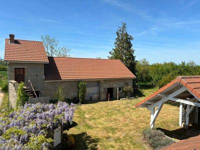 /international/fr/saint-priest-des-champs-auvergne-310107816152/