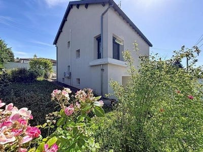 /international/fr/charnay-les-macon-burgundy-310108812214/