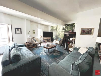 /international/fr/laval-pays-de-la-loire-310109926783/