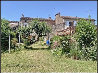 /international/fr/thenezay-charente-310100298938/