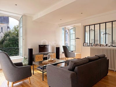 /international/fr/pau-aquitaine-310105812268/