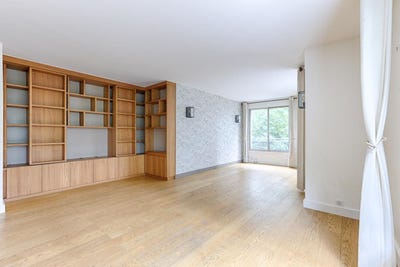 /international/fr/le-raincy-ile-de-france-310108865673/