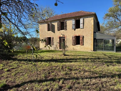 /international/fr/mirande-charente-310103285627/