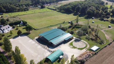 /international/fr/amboise-centre-val-de-loire-310108593076/