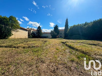 /international/fr/maillane-provence-alpes-cote-d-azur-310099353773/