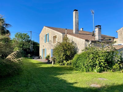 /international/fr/les-nouillers-charente-310108188999/