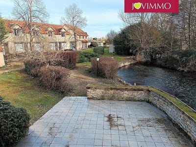/international/fr/bessais-le-fromental-centre-val-de-loire-120088741863/
