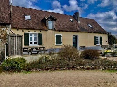 /international/fr/mialet-languedoc-roussillon-310098769582/