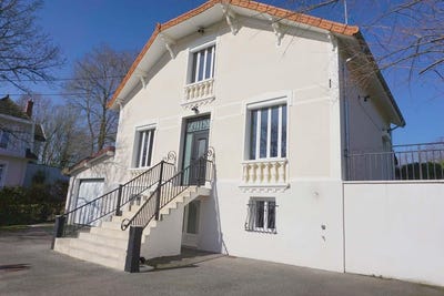 /international/fr/paray-le-monial-burgundy-310100939024/?lang=zh-cn