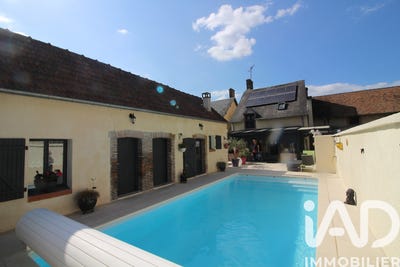 /international/fr/aubigny-sur-nere-centre-val-de-loire-310105759473/