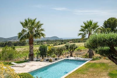/international/fr/la-cadiere-d-azur-provence-alpes-cote-d-azur-310108668473/