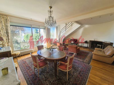 /international/fr/montreuil-ile-de-france-310108619893/