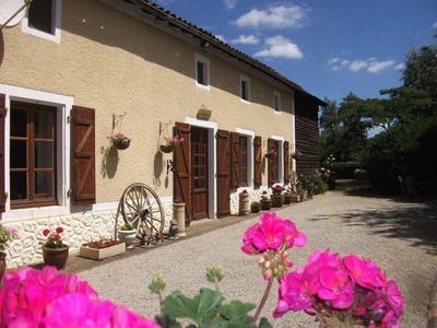/international/fr/clussais-la-pommeraie-charente-310106019657/