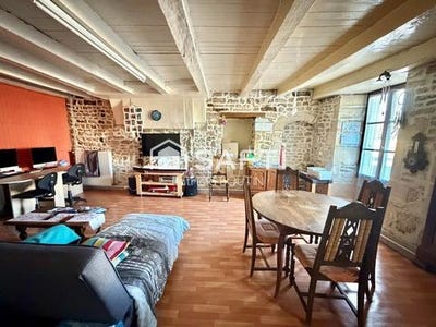 /international/fr/chenay-charente-310107299485/