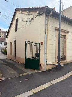 /international/fr/saint-etienne-rhone-310108731935/