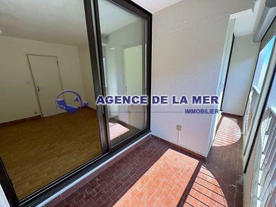/international/fr/la-grande-motte-centre-val-de-loire-310098924189/?lang=th
