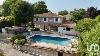 /international/fr/saint-amant-de-boixe-charente-310101326203/?lang=zh-tw