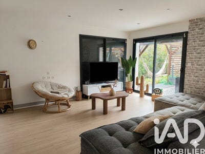 /international/fr/salles-d-aude-languedoc-roussillon-310109043919/