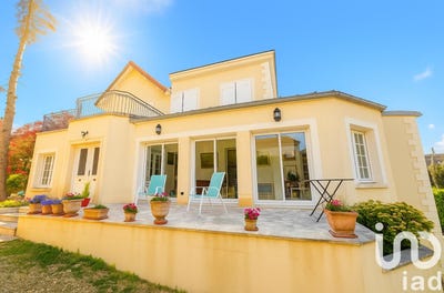 /international/fr/poissy-ile-de-france-310100111439/
