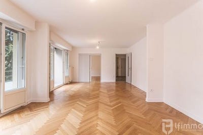 /international/fr/rue-du-docteur-maurice-freysz-strasbourg-alsace-310101385528/