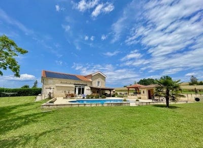 /international/fr/saint-meard-de-gurcon-aquitaine-310101488044/