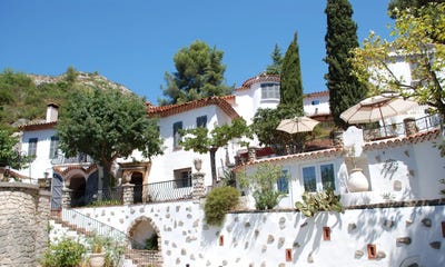 /international/fr/roquevaire-provence-alpes-cote-d-azur-310100828484/