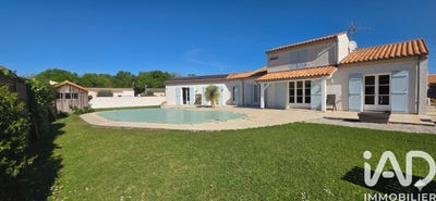 /international/fr/etaules-charente-310107369386/