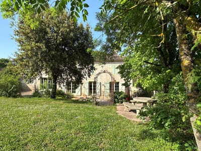 /international/fr/jegun-midi-pyrenees-310108008016/