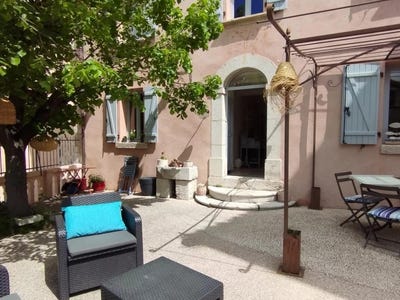 /international/fr/coursegoules-provence-alpes-cote-d-azur-310100541420/