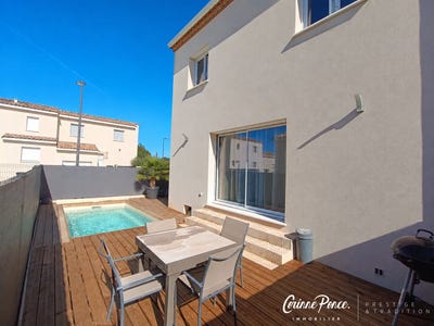 /international/fr/vauvert-languedoc-roussillon-310110263149/