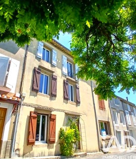 /international/fr/chalabre-languedoc-roussillon-310108948676/