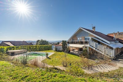 /international/fr/annecy-le-vieux-hh-15348466-annecy-le-vieux-rhone-310100958743/?lang=zh-cn