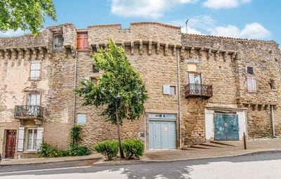 /international/fr/caunes-minervois-languedoc-roussillon-310098879724/