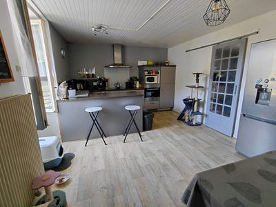 /international/fr/vezac-auvergne-310109023049/