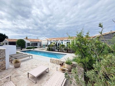 /international/fr/loix-charente-310108187912/